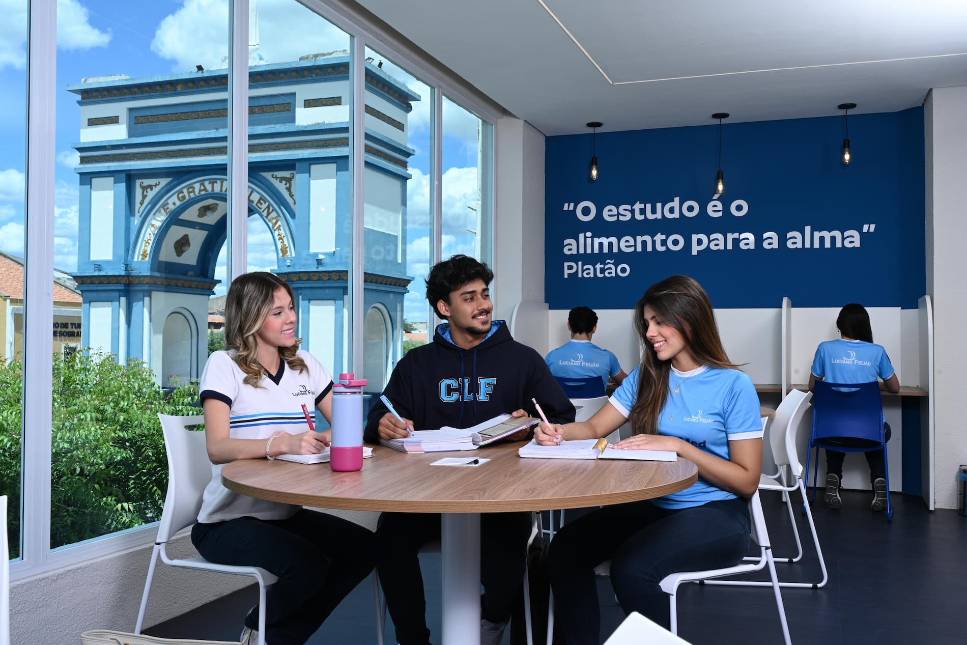 Biblioteca CLF
